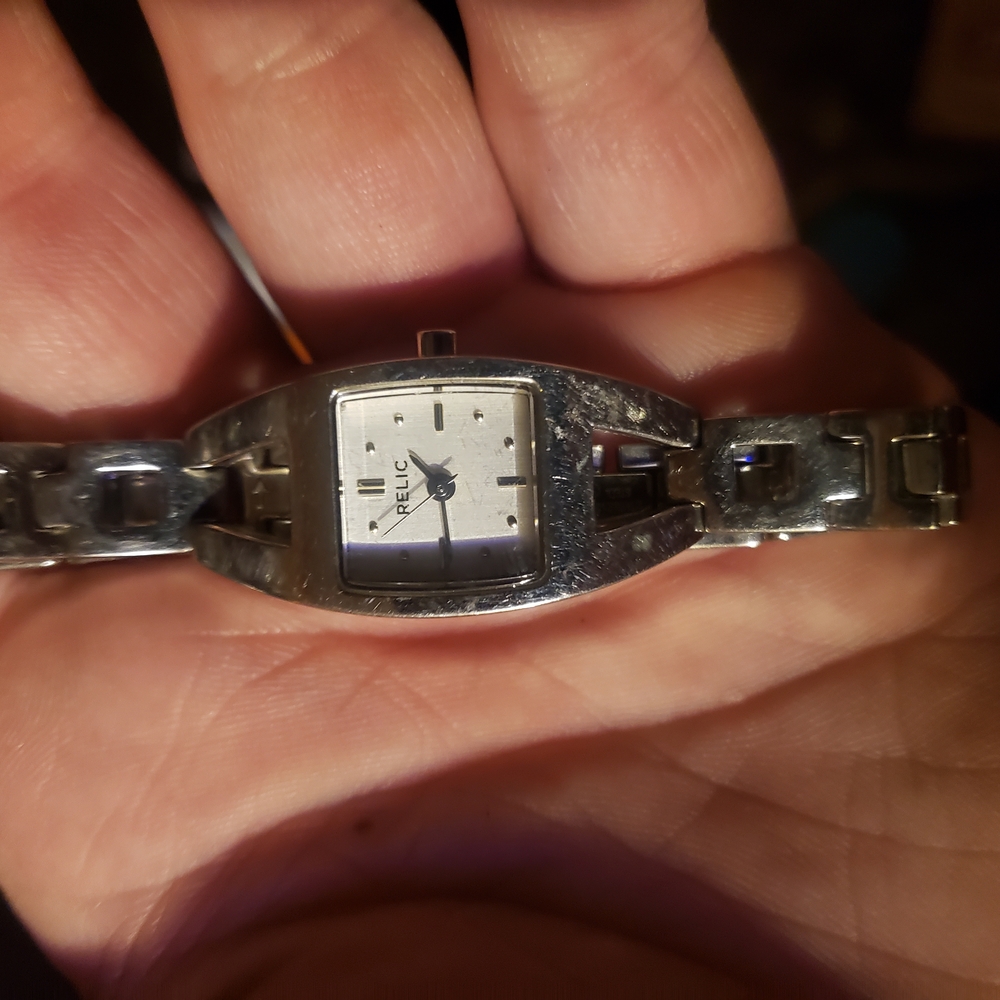 Relic Silver Women's Bracelet Watch
